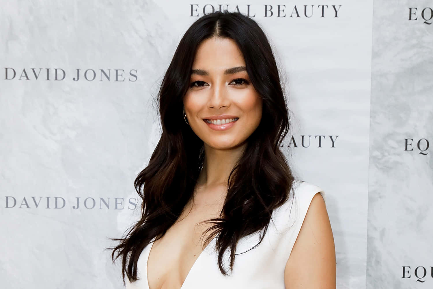 Jessica Gomes, white dress, long dark hair, HD Desktop Wallpaper
