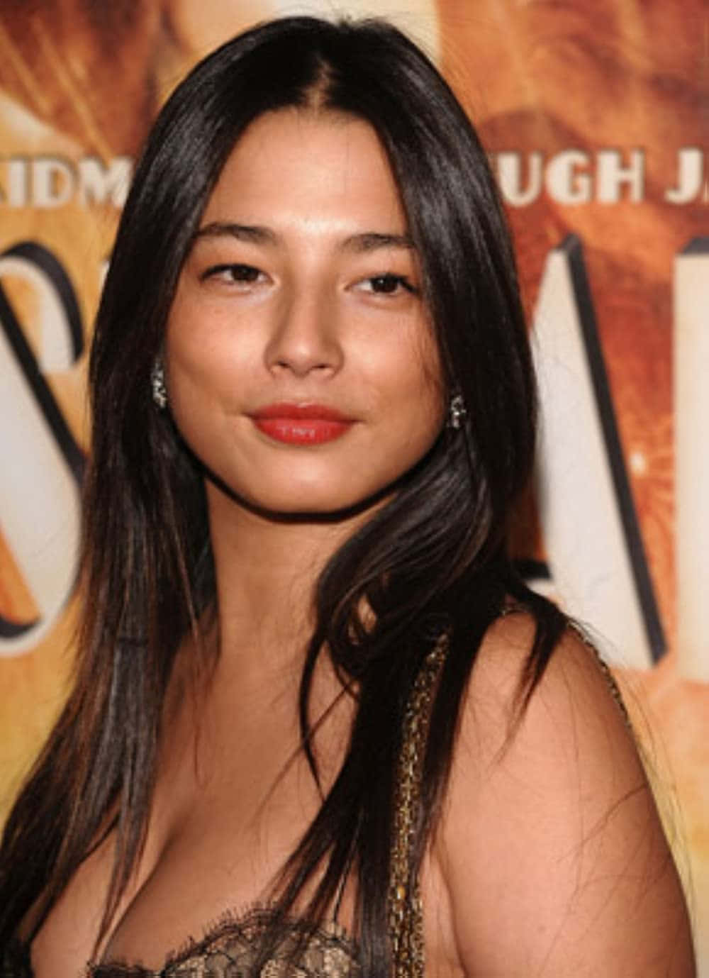 Jessica Gomes, red lipstick, elegant earrings, HD Phone Wallpaper