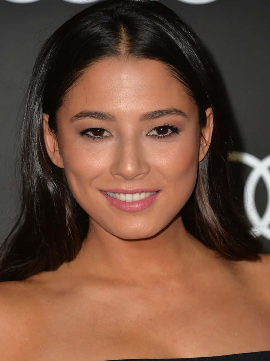 Jessica Gomes, smiling portrait, dark hair, SD Phone Wallpaper