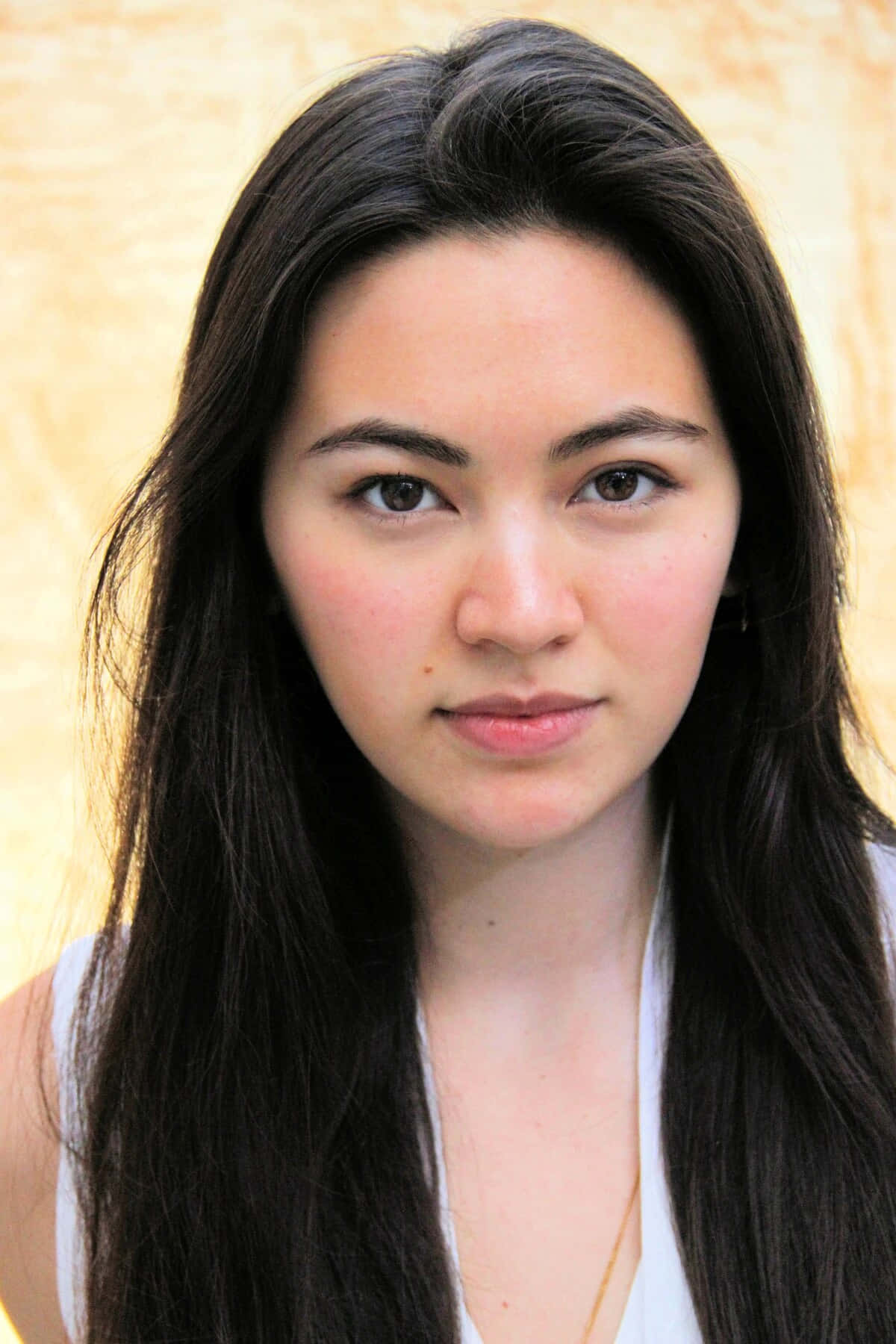 Jessica Henwick, long dark hair, calm expression, HD Phone Wallpaper