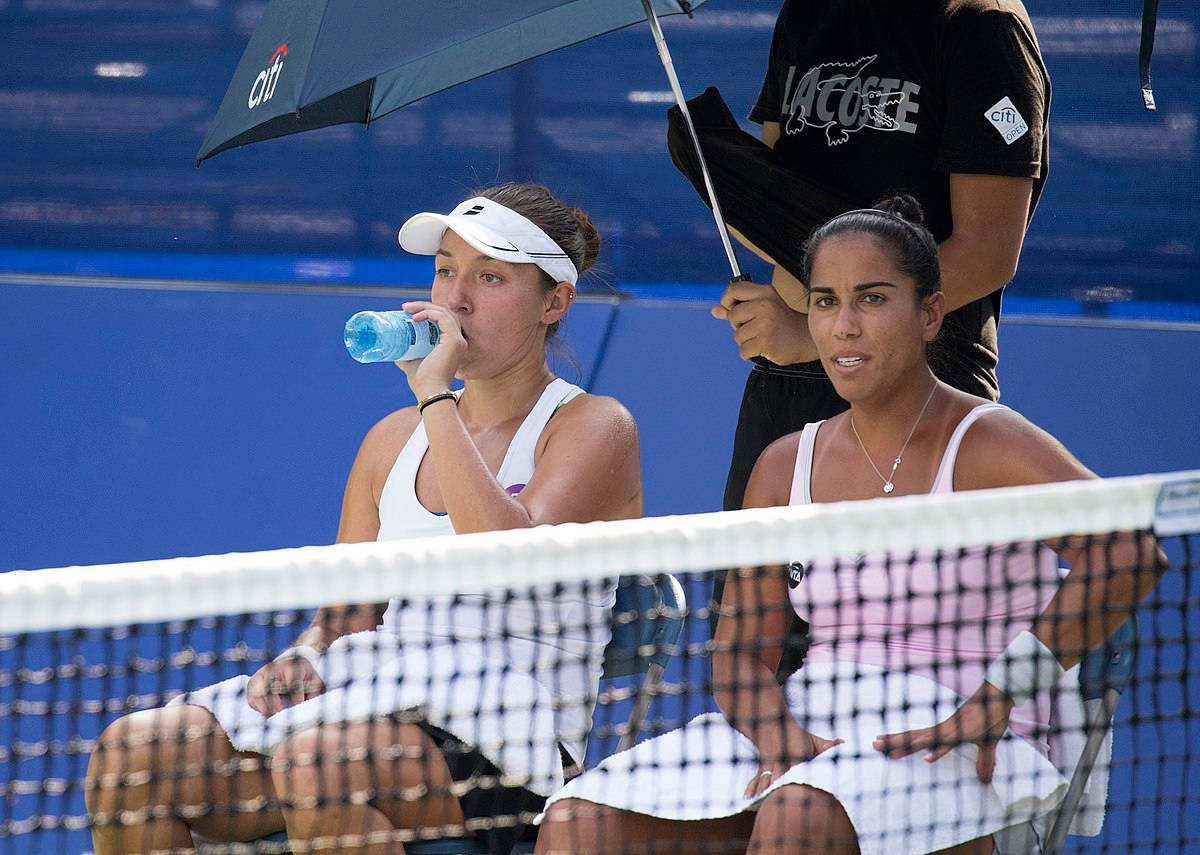 Jessica Pegula, tennis players, chairs, SD Desktop Wallpaper