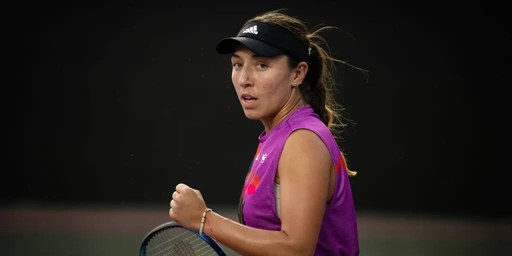 Jessica Pegula, purple top, black cap, SD Desktop Wallpaper