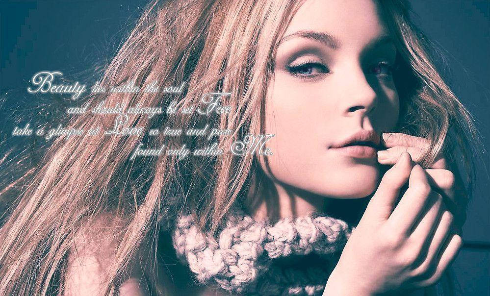 Jessica Stam, long blonde hair, chunky knit scarf, SD Desktop Wallpaper