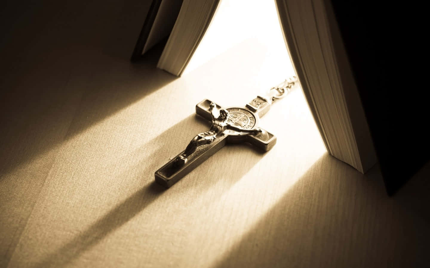 Jesus Saves, silver crucifix, warm sunlight, HD Desktop Wallpaper