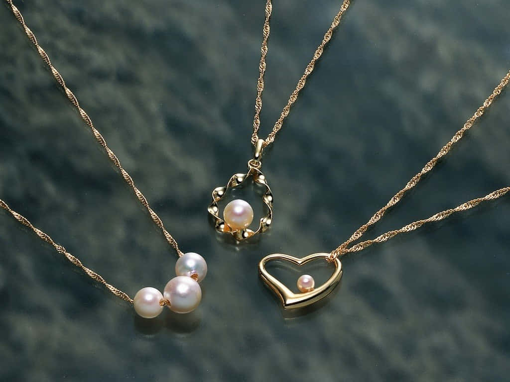 gold necklaces, pearls, dark textured surface, SD Desktop Wallpaper