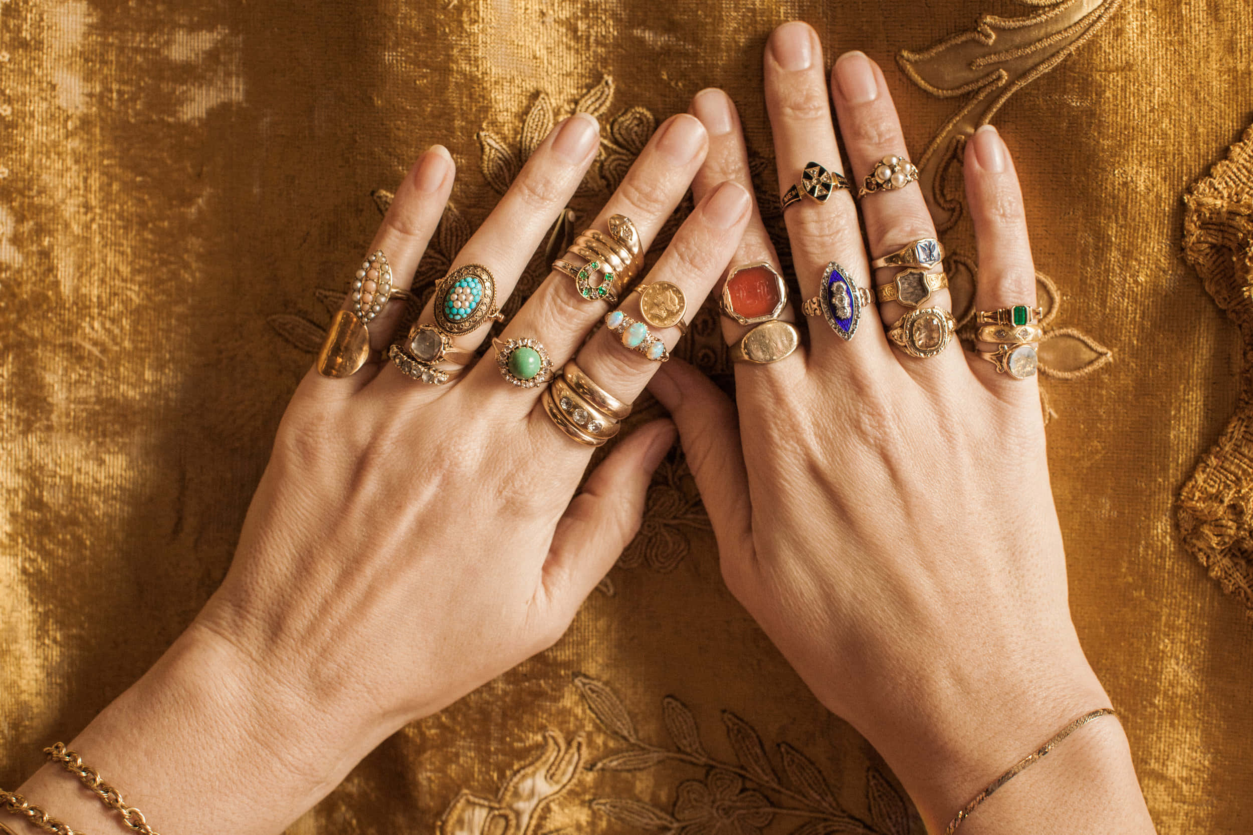 vintage jewelry, ornate rings, gemstone designs, Full HD Desktop Wallpaper