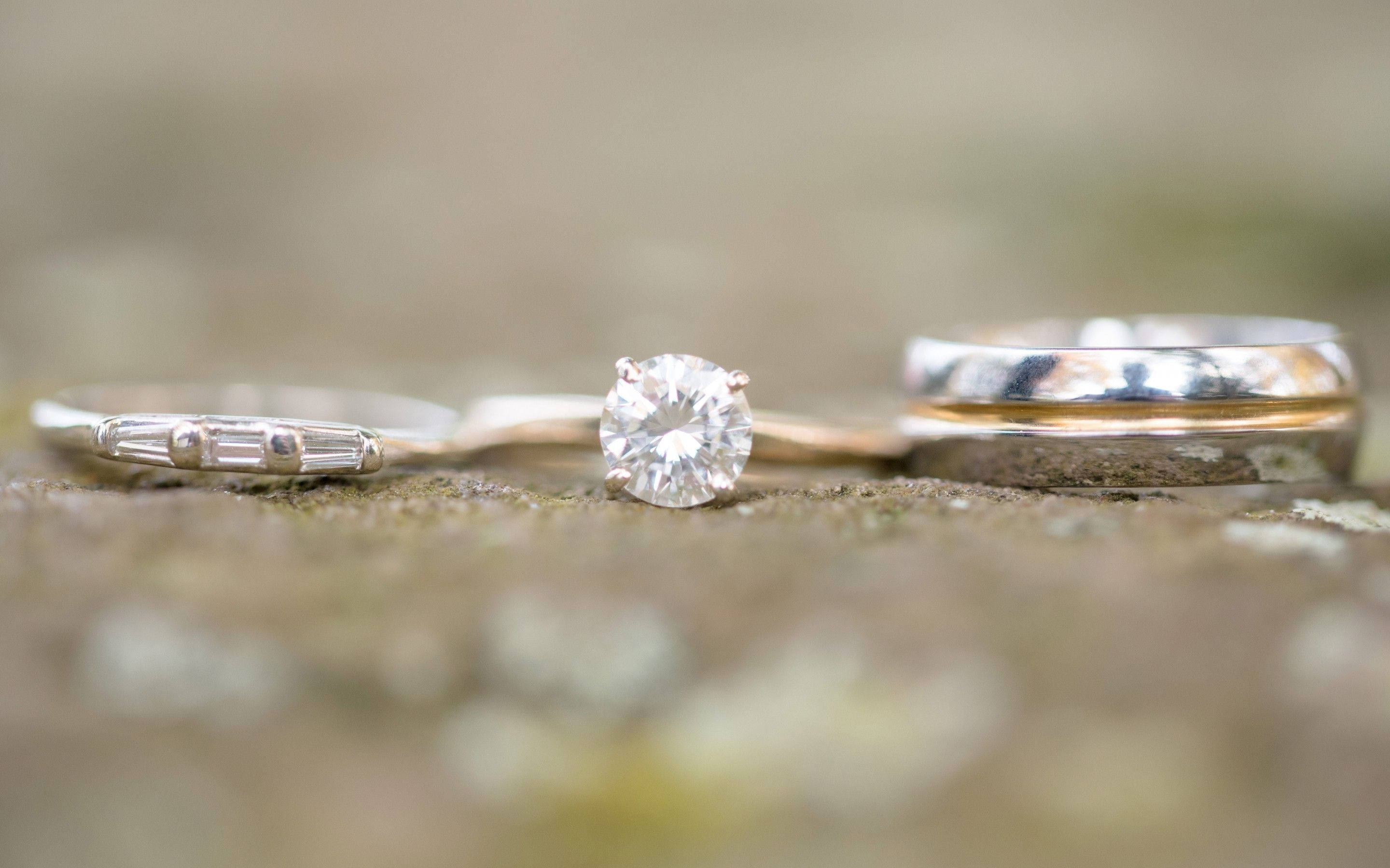 wedding rings, diamond solitaire, bands, 2K Desktop Wallpaper