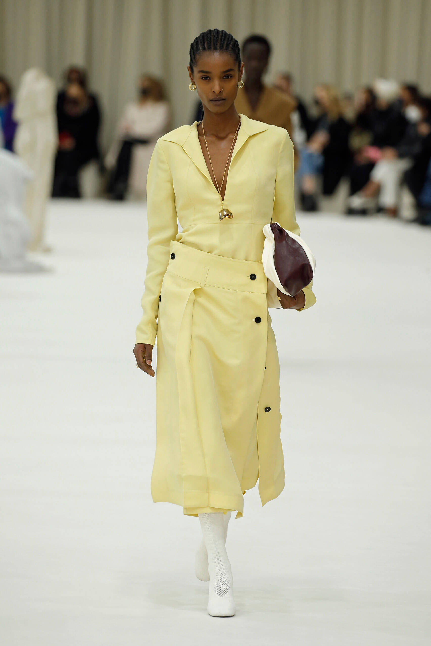 Jil Sander, yellow long coat, pale yellow, 2K Phone Wallpaper