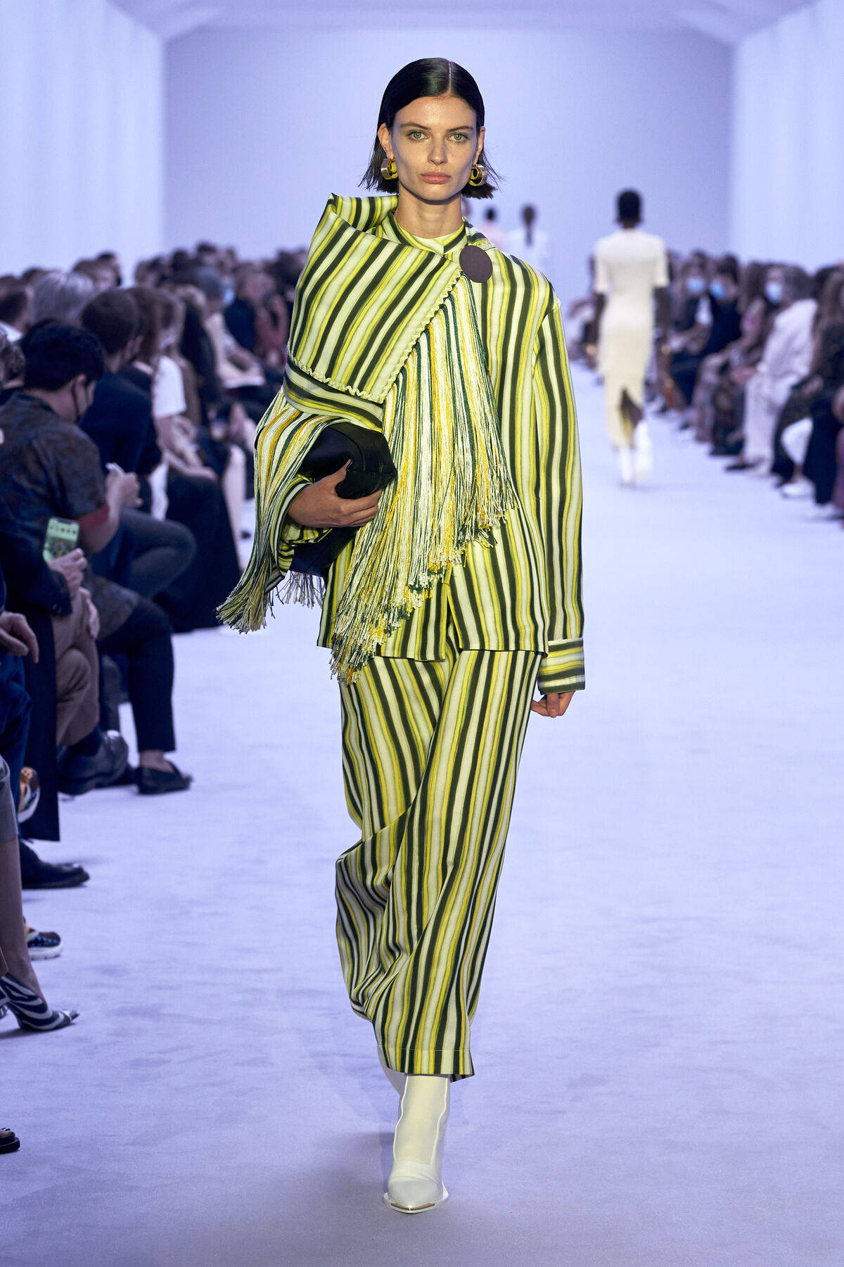 Jil Sander, yellow stripes, black striped suit, HD Phone Wallpaper