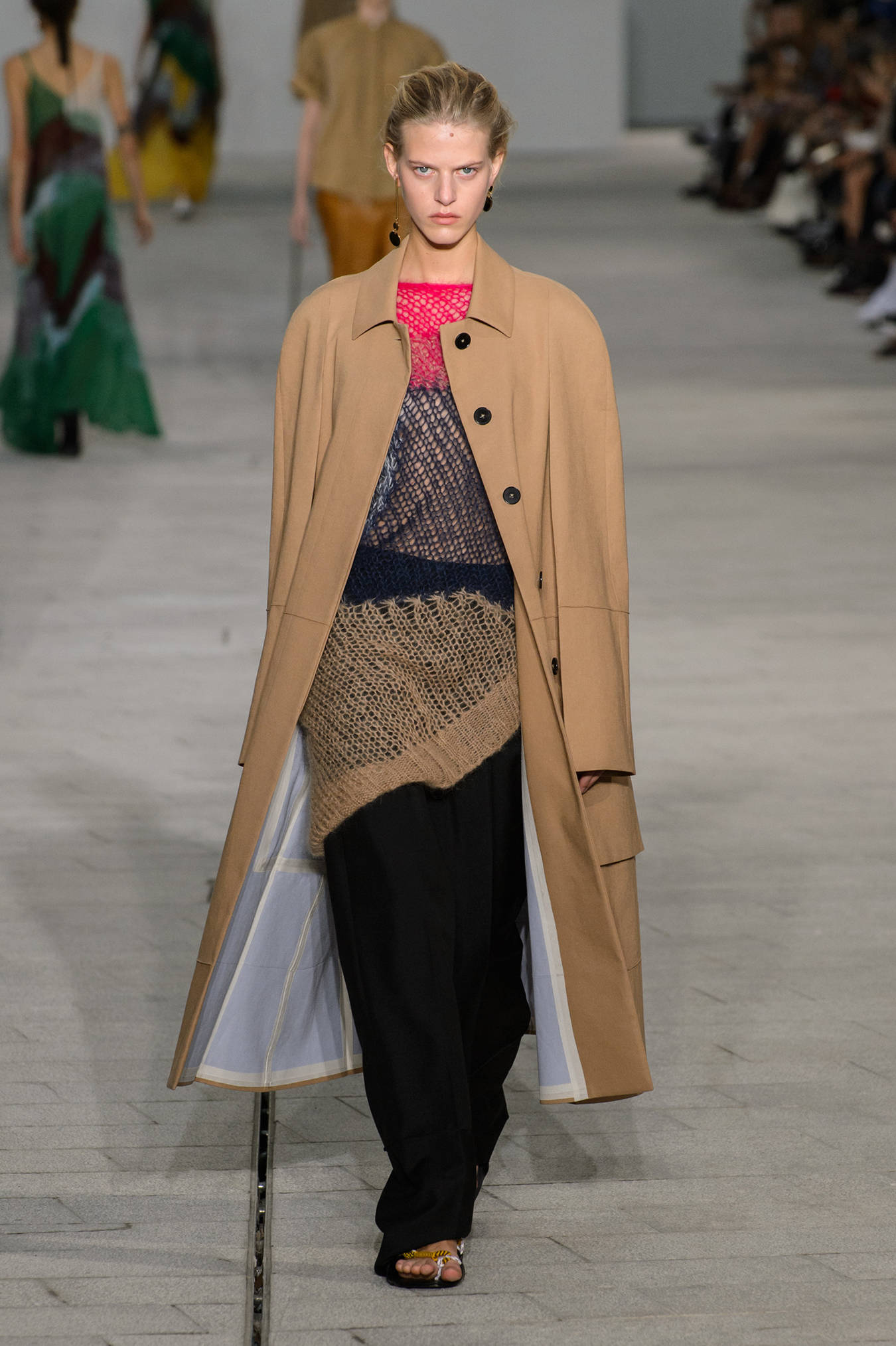 Jil Sander, long coat, tan coat, Full HD Phone Wallpaper