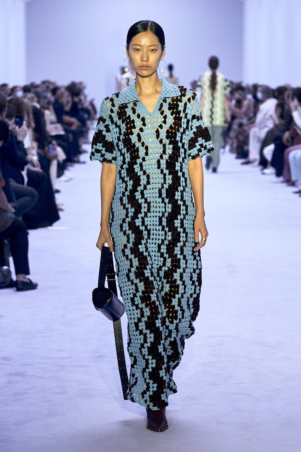 Jil Sander, light blue and black geometric crochet dress, black bag, HD Phone Wallpaper