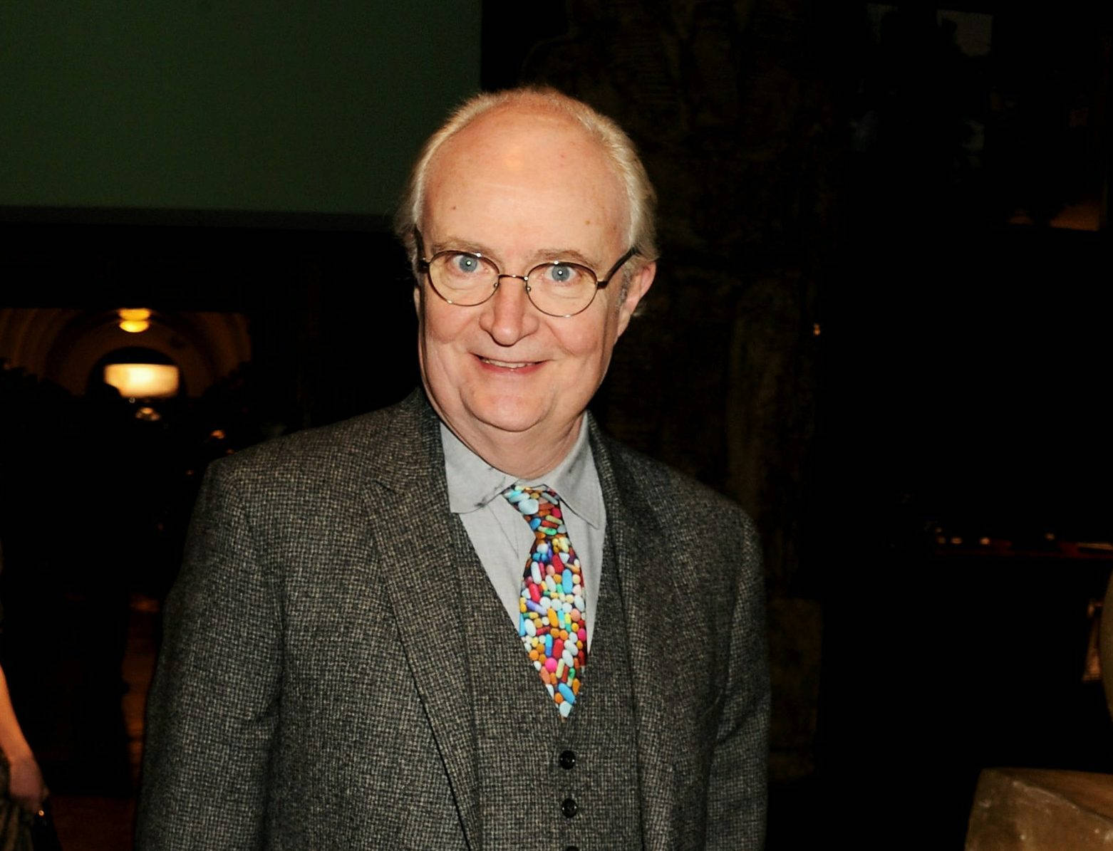 Jim Broadbent, tweed suit, glasses, HD Desktop Wallpaper