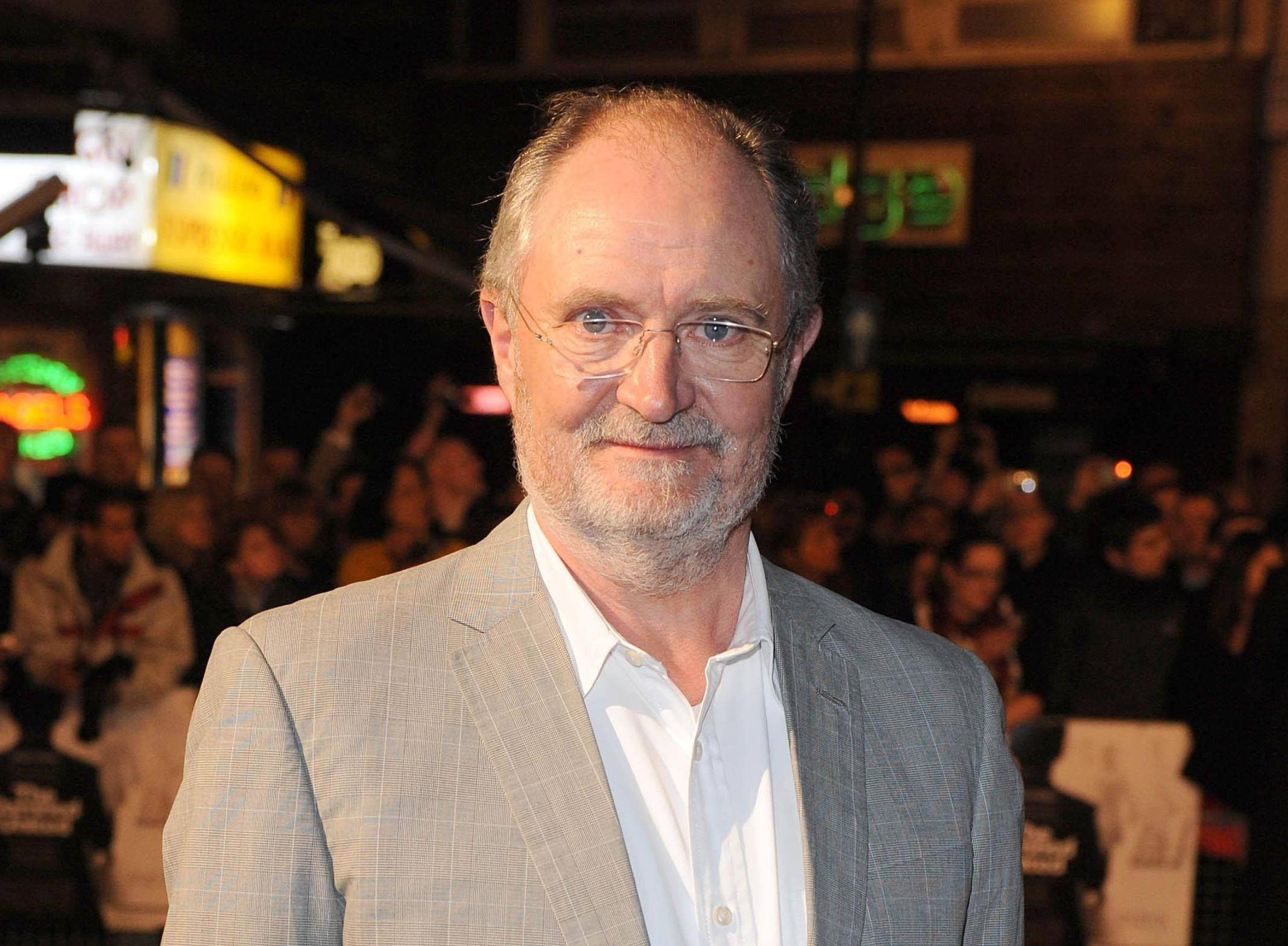 Jim Broadbent, gray suit, glasses, Full HD Desktop Wallpaper