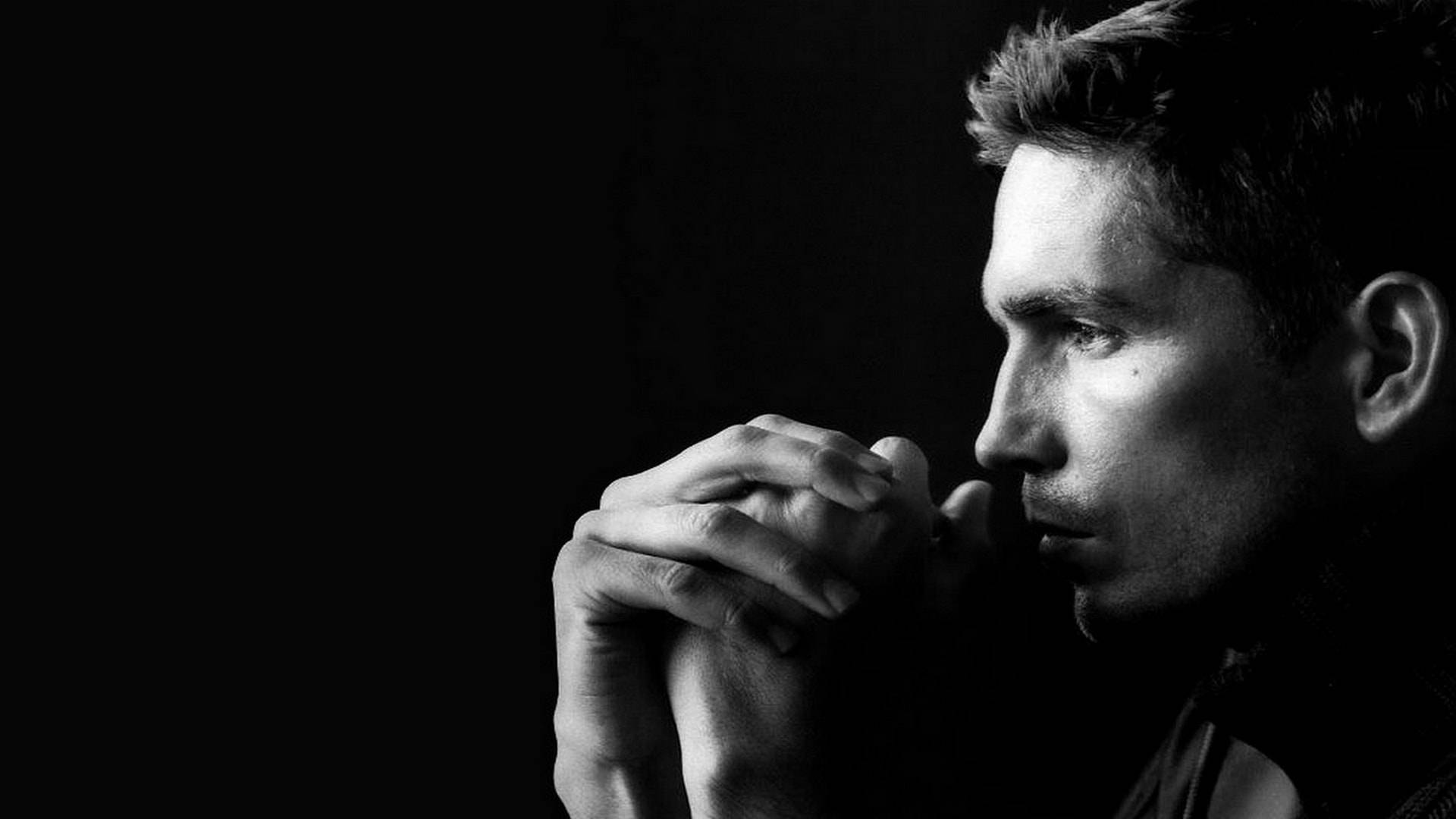 Jim Caviezel, black and white profile, dark background, Full HD Desktop Wallpaper