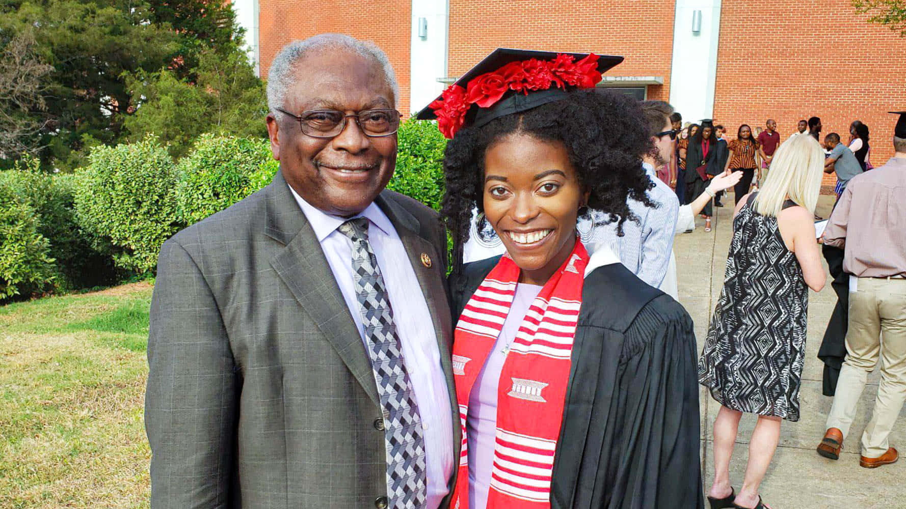 Jim Clyburn, granddaughter, red and white stole, HD Desktop Wallpaper