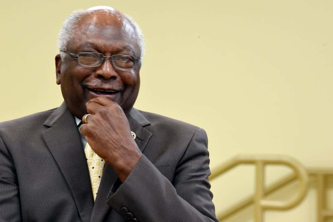 Jim Clyburn, suit, pale yellow wall, SD Desktop Wallpaper