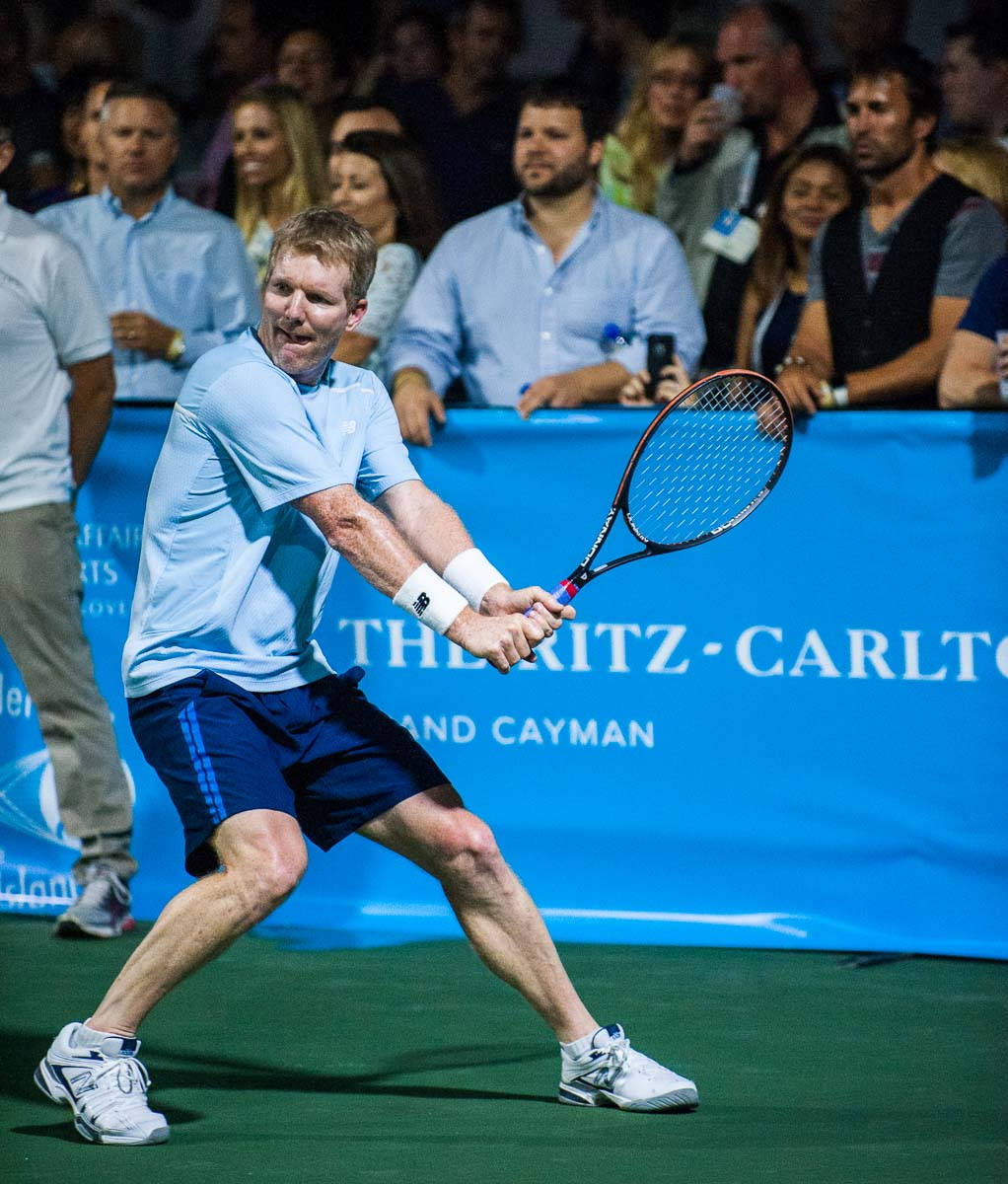 Jim Courier, light blue shirt, dark shorts, SD Phone Wallpaper