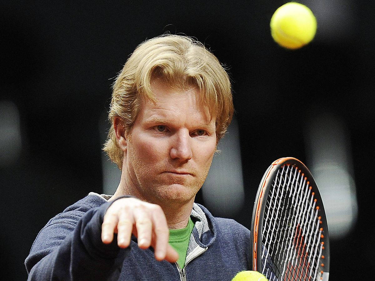 Jim Courier, tennis player, bright yellow ball, SD Desktop Wallpaper