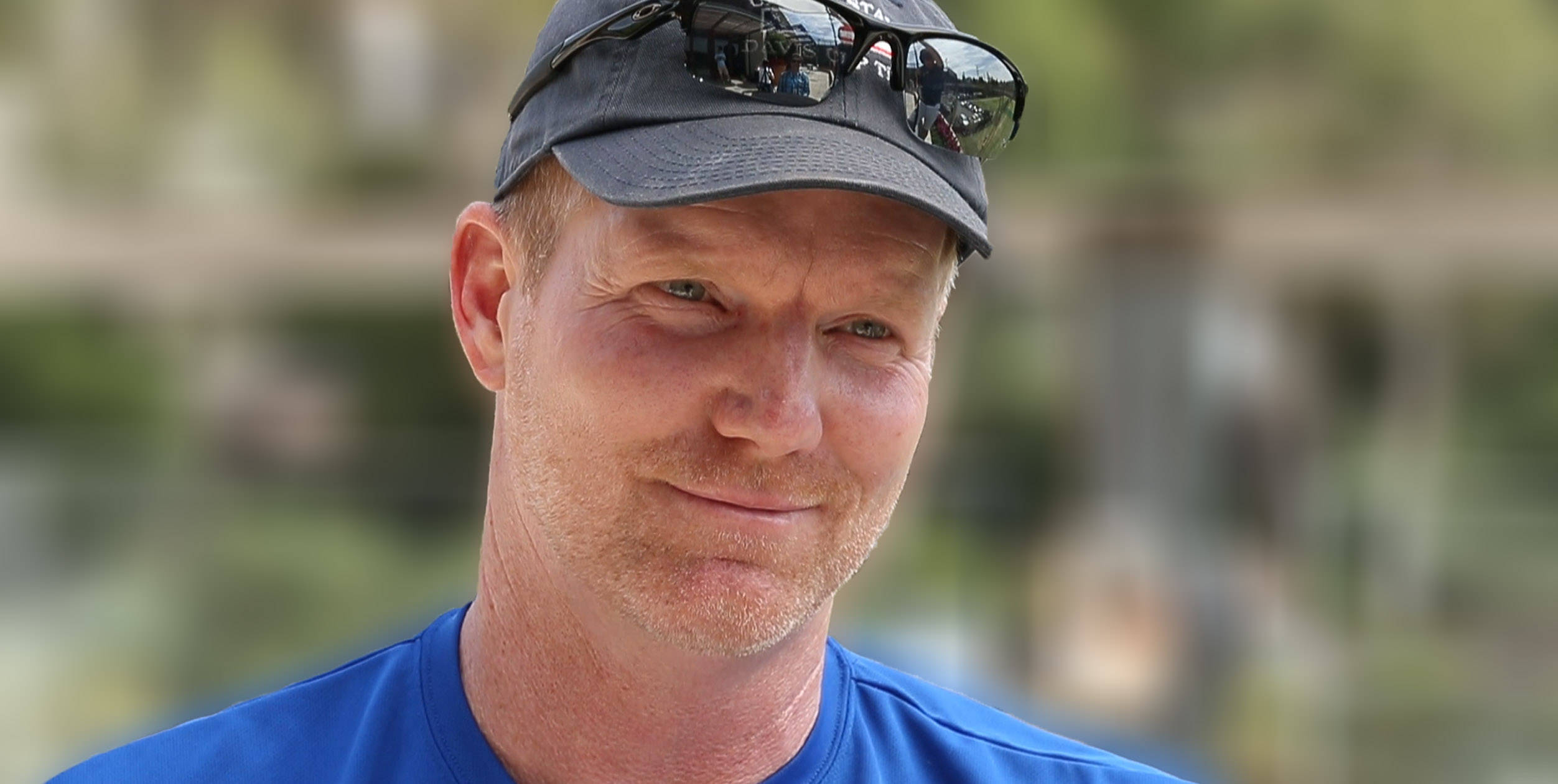 Jim Courier, blue shirt, cap, Full HD Desktop Wallpaper