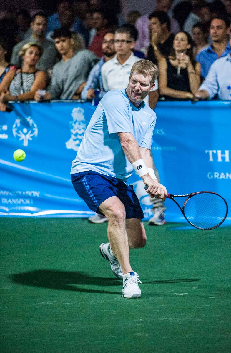 Jim Courier, yellow ball, green court, SD Phone Wallpaper
