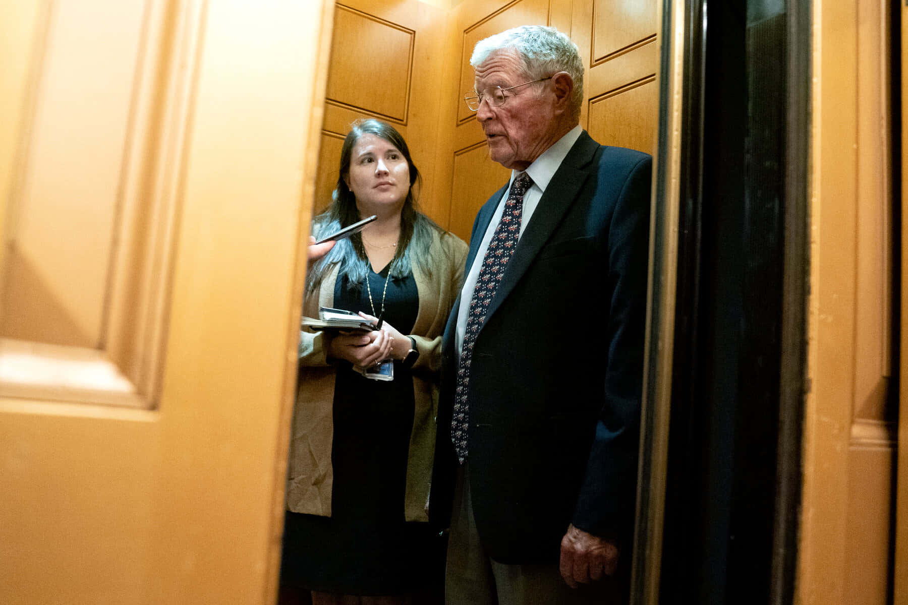 Jim Inhofe, suit, notepad, HD Desktop Wallpaper