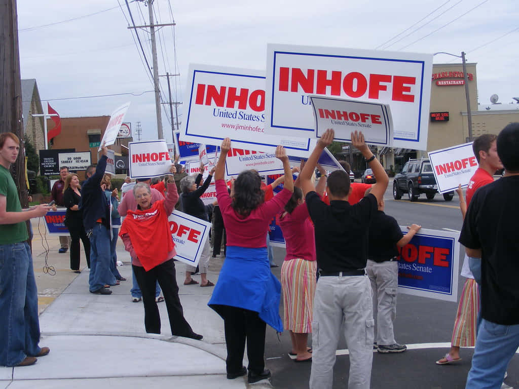 Jim Inhofe, placards, sidewalk, SD Desktop Wallpaper