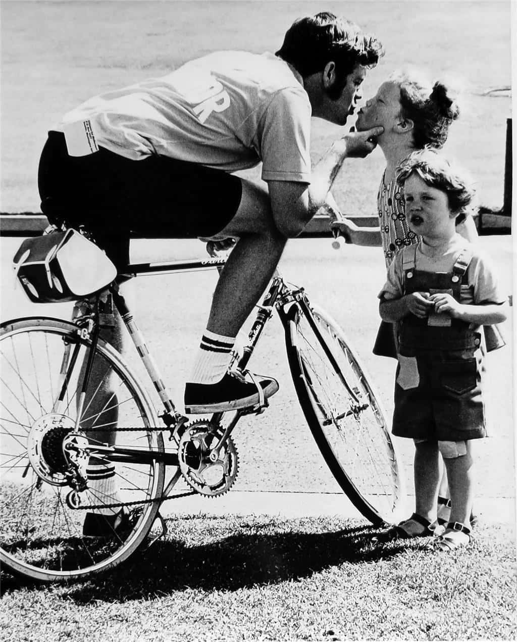 Jim Mcdermott, bicycle, young girl, SD Phone Wallpaper