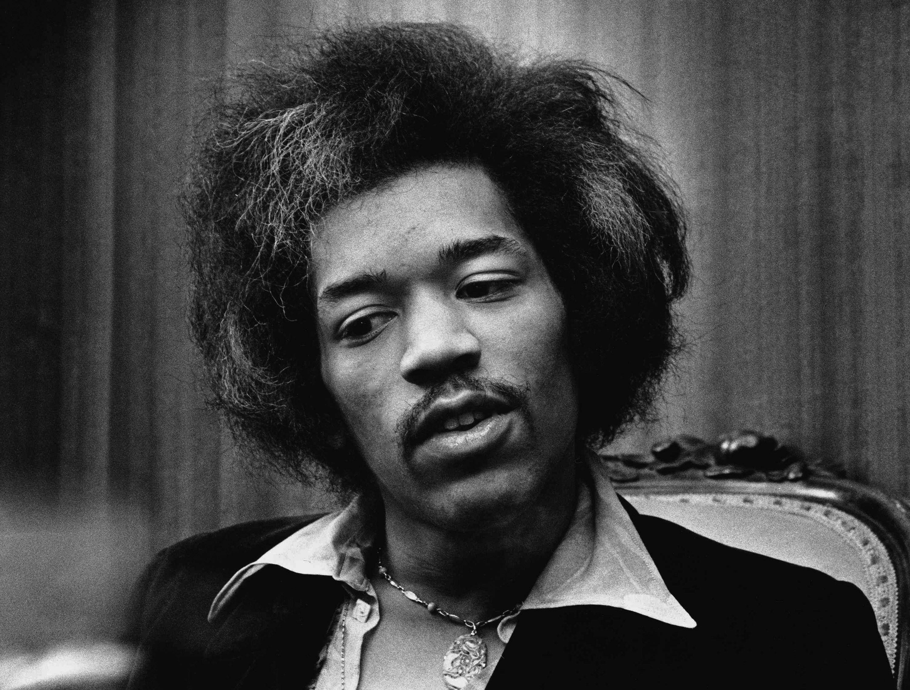 Jimi Hendrix, uncombed hair, black and white portrait, 2K Desktop Wallpaper