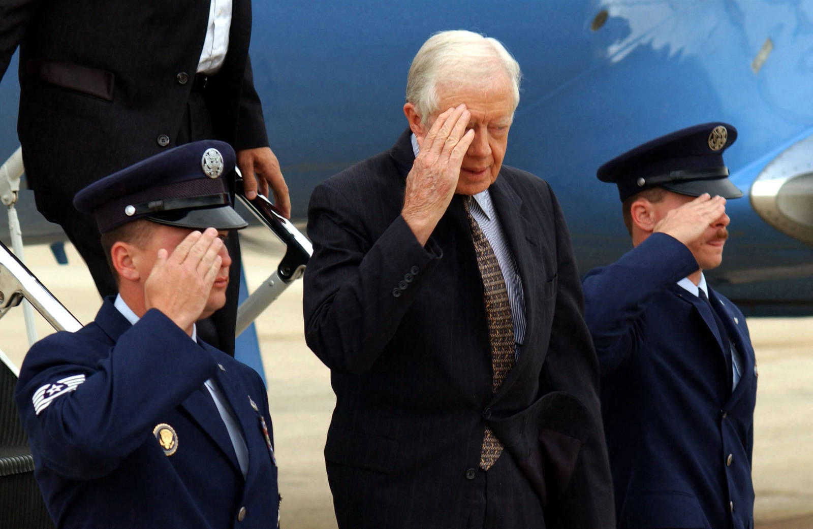 Jimmy Carter, dark suit, airplane stairs, HD Desktop Wallpaper