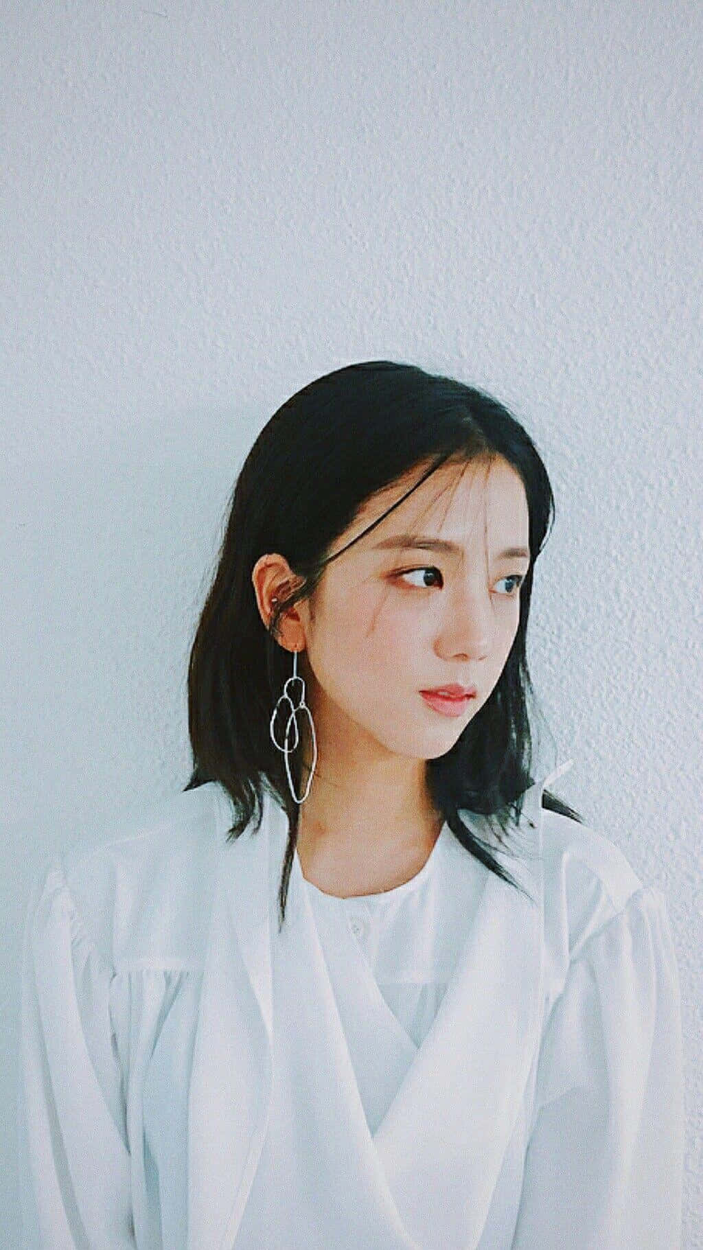 Jisoo Blackpink, white blouse, plain white wall, HD Phone Wallpaper