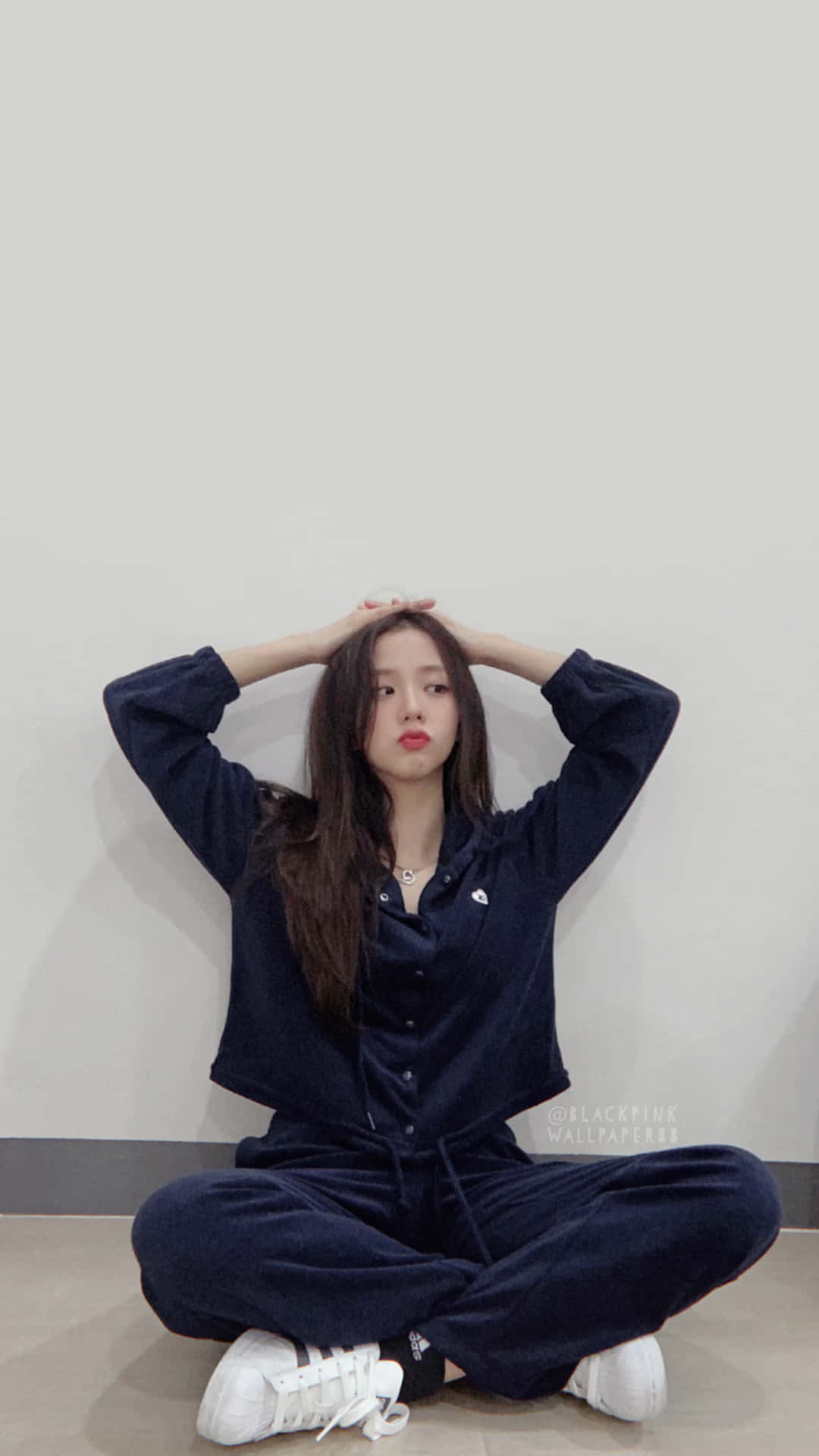 Jisoo Blackpink, navy velour tracksuit, light floor, Full HD Phone Wallpaper