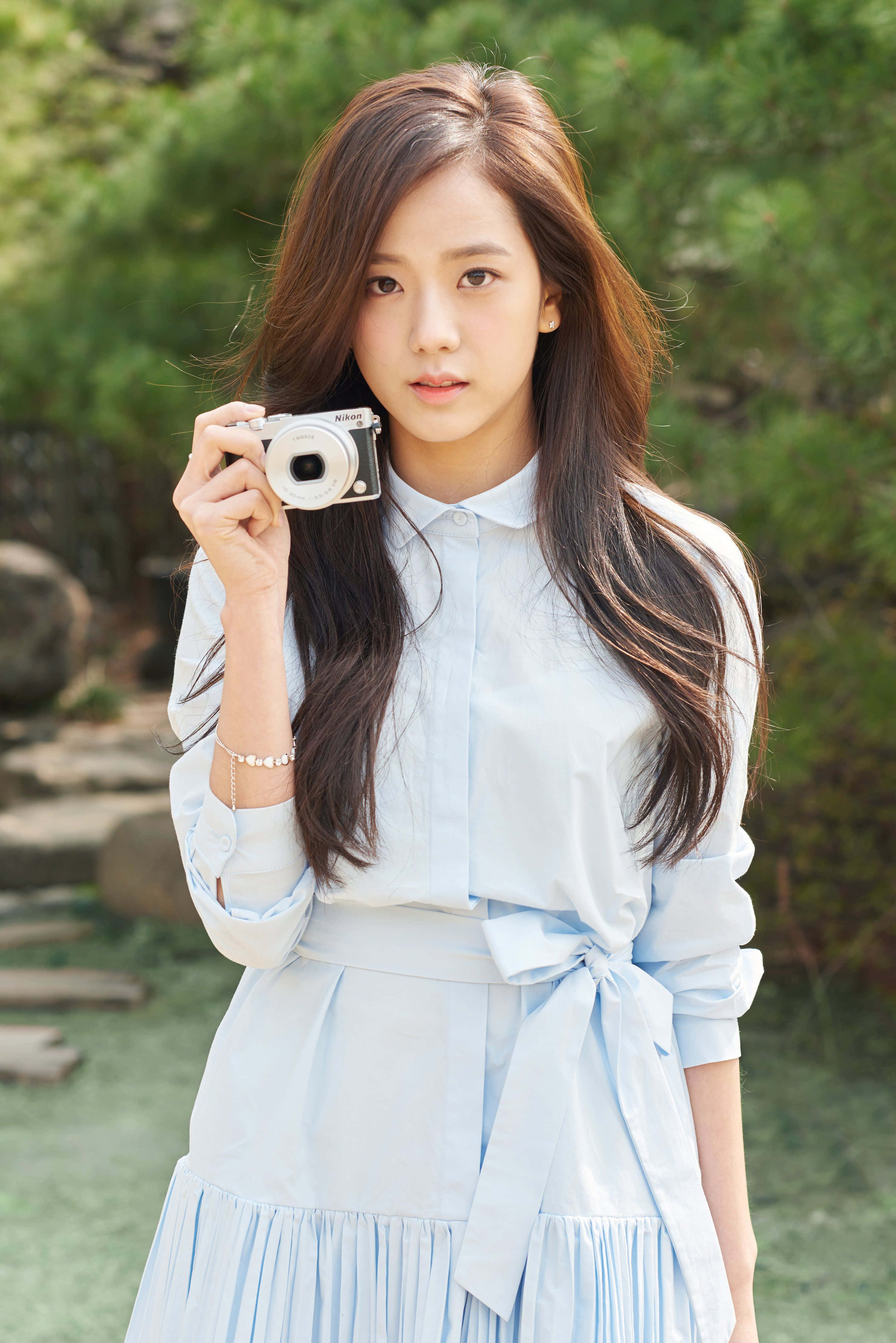 Jisoo Blackpink, light blue dress, silver camera, 4K Phone Wallpaper