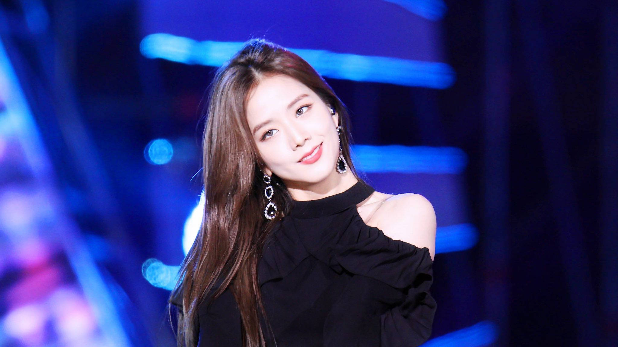 Jisoo, black off-shoulder top, dangling earrings, Full HD Desktop Wallpaper