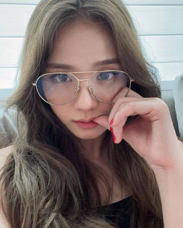 Jisoo, eyeglasses, gold-rimmed glasses, SD Phone Wallpaper