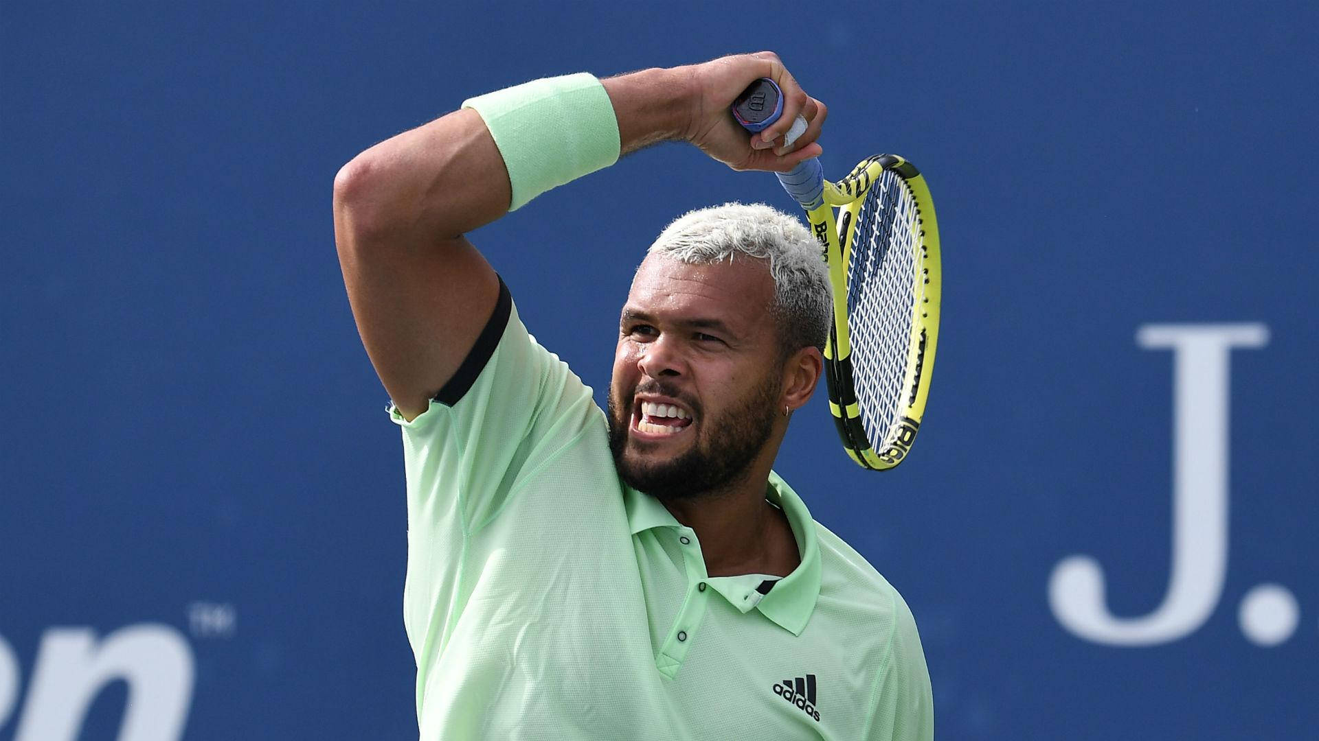 Jo-wilfried Tsonga, yellow racket, blue court backdrop, Full HD Desktop Wallpaper