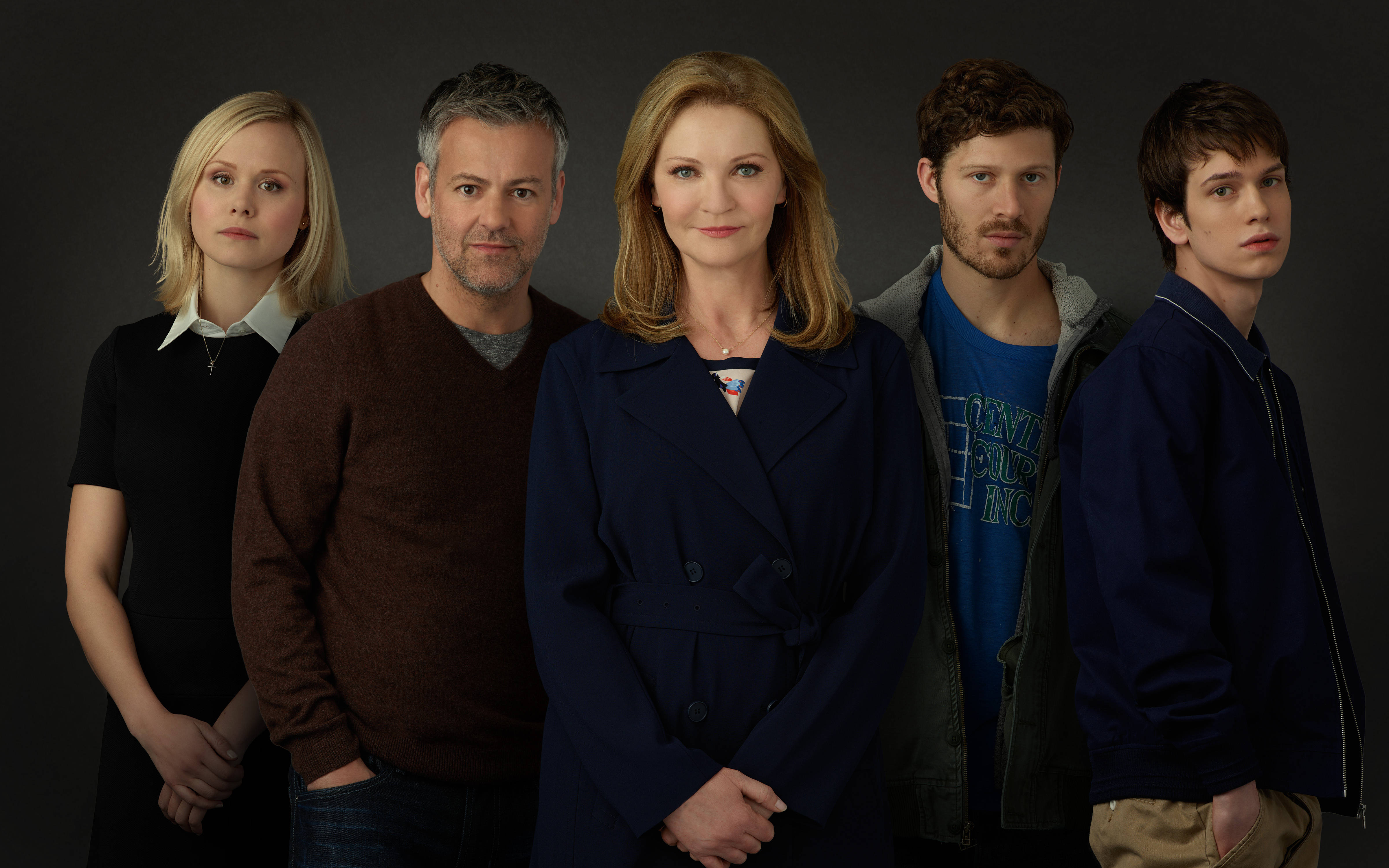 Joan Allen, thriller series, dark gray studio backdrop, 4K Desktop Wallpaper