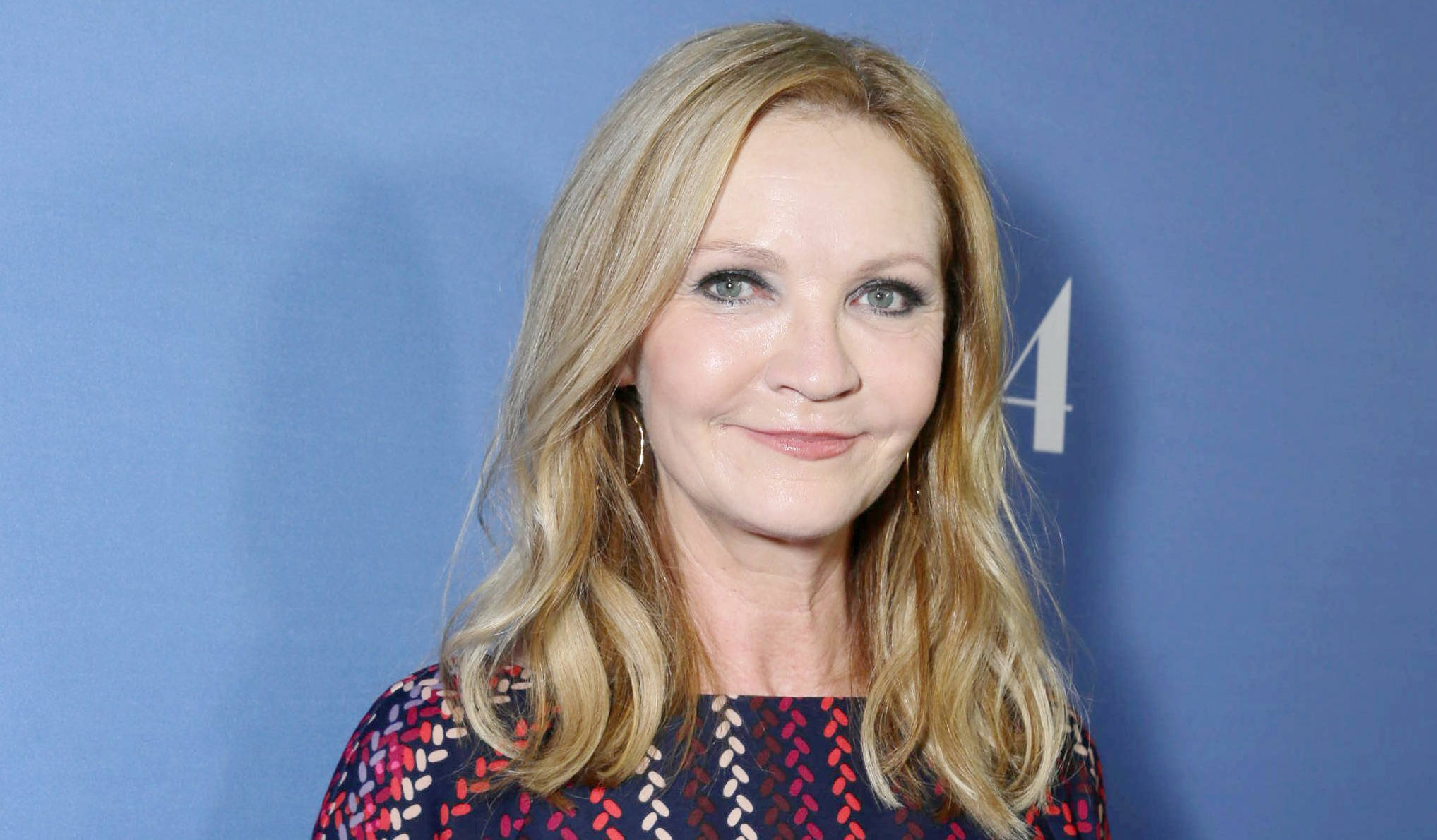 Joan Allen, blue background, blonde wavy hair, Full HD Desktop Wallpaper