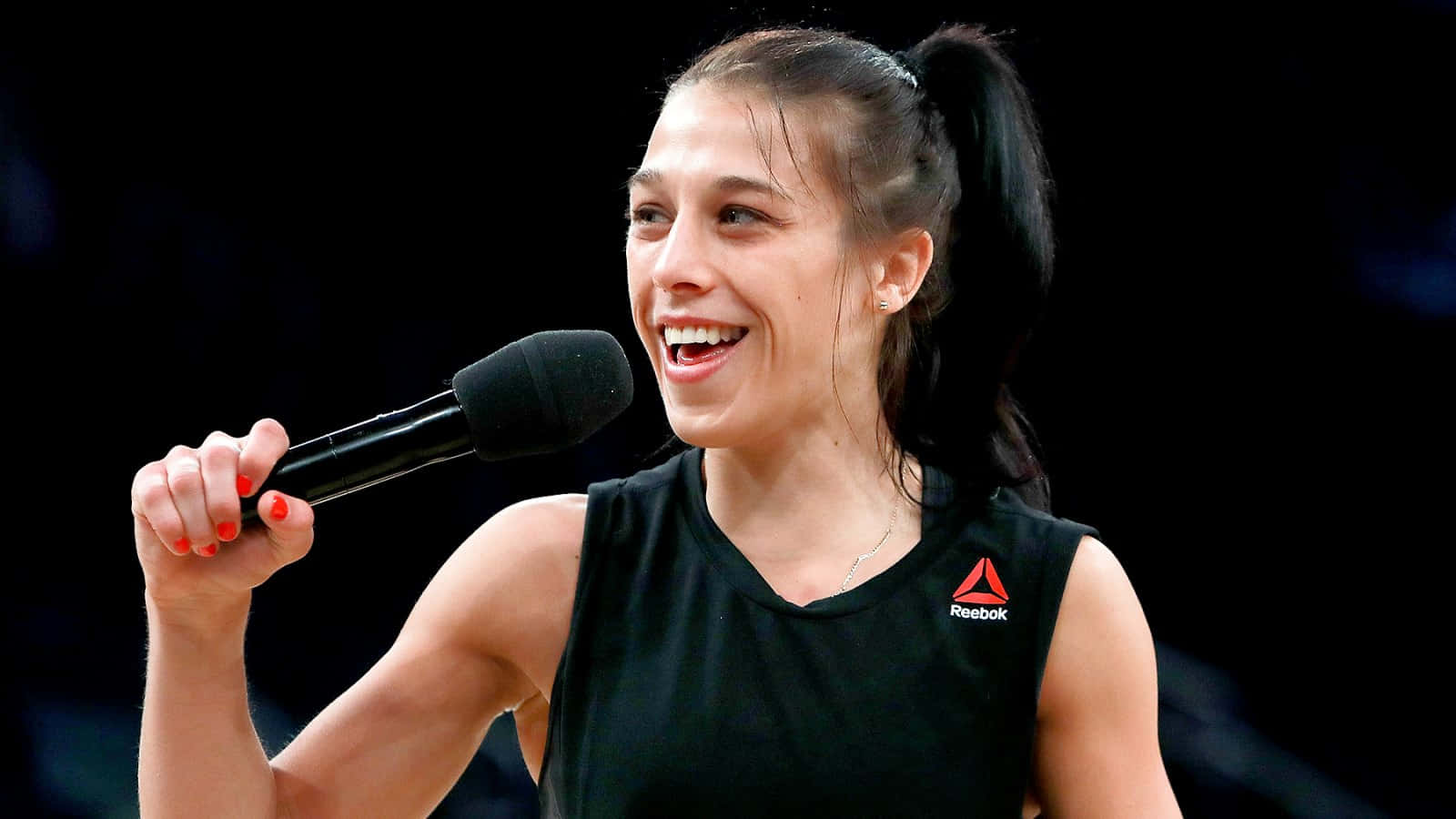 Joanna Jedrzejczyk, microphone, black Reebok tank top, HD Desktop Wallpaper