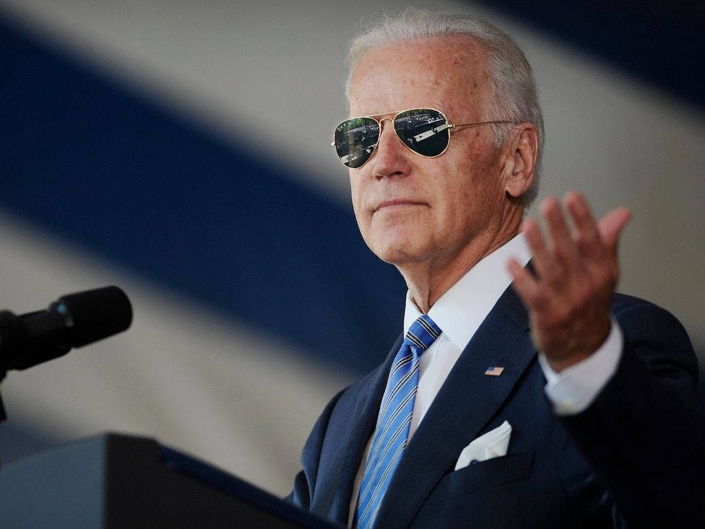 Joe Biden, aviators, podium, SD Desktop Wallpaper