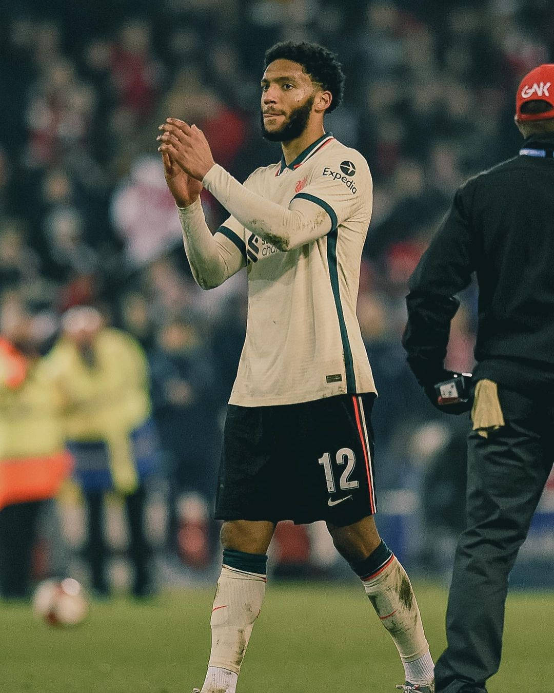 Joe Gomez, beige jersey, number 12, HD Phone Wallpaper
