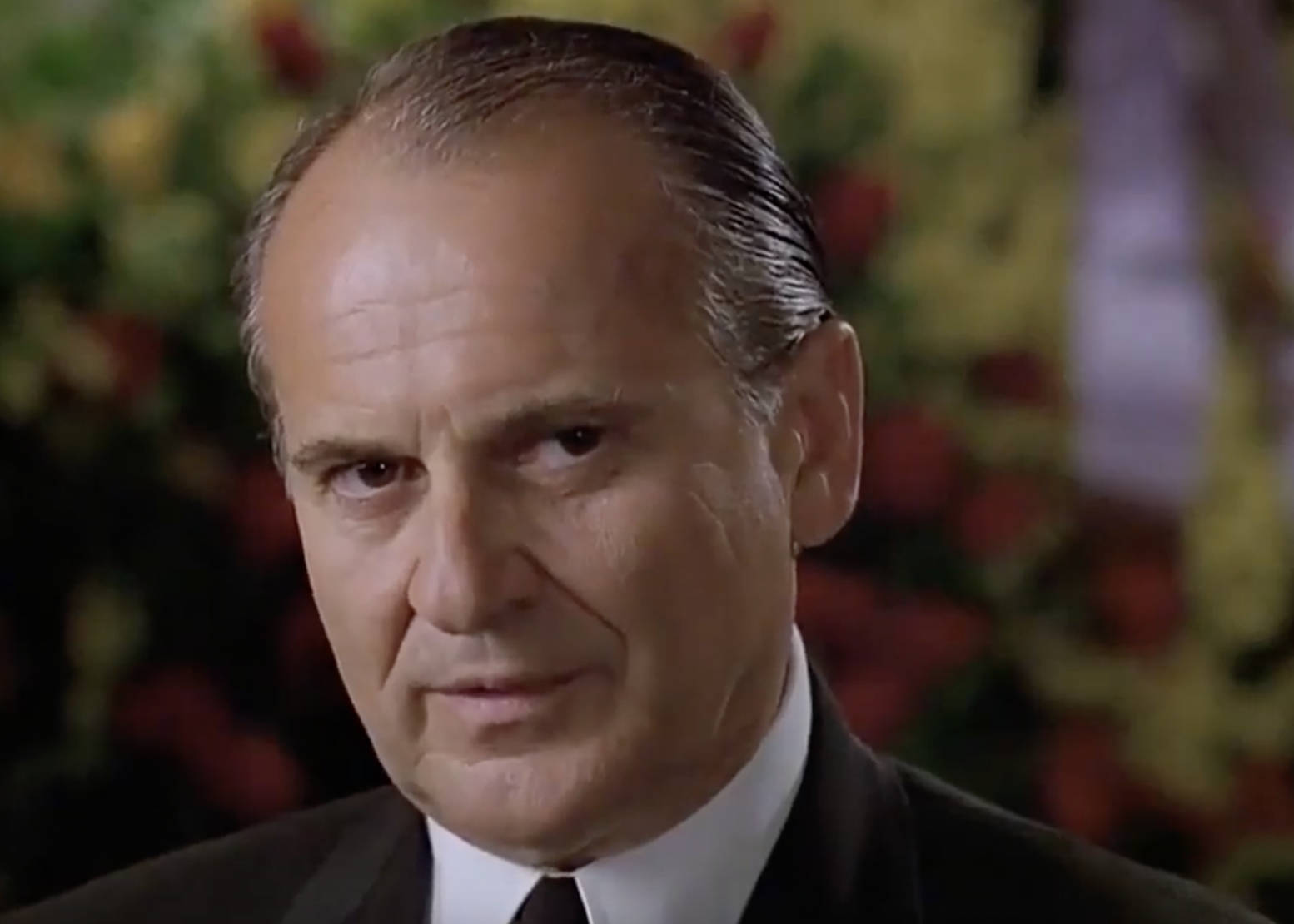 Joe Pesci, dark suit, blurred floral background, HD Desktop Wallpaper