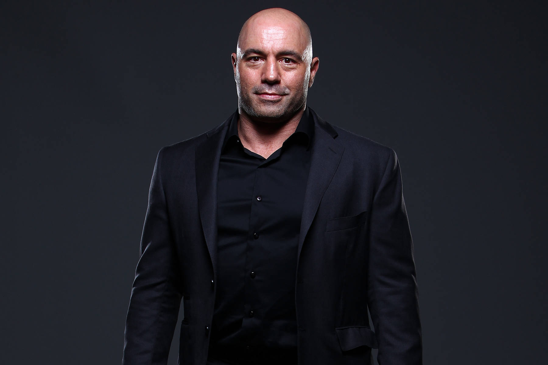 Joe Rogan, black suit, black shirt, HD Desktop Wallpaper