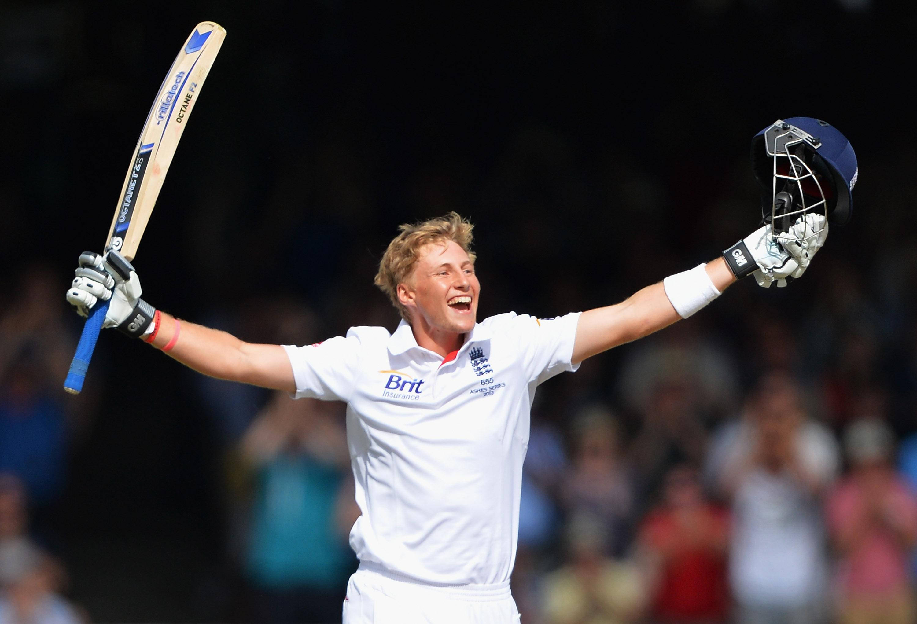 Joe Root, white uniform, bat, 2K Desktop Wallpaper