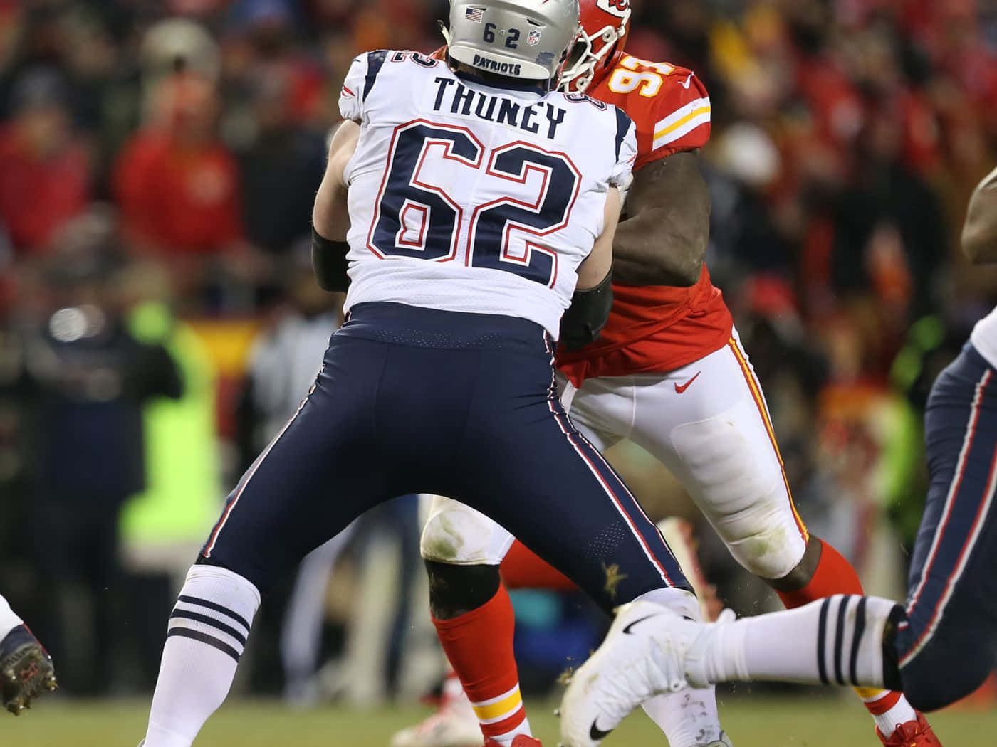 Joe Thuney, number 62, NFL offensive linemen, HD Desktop Wallpaper