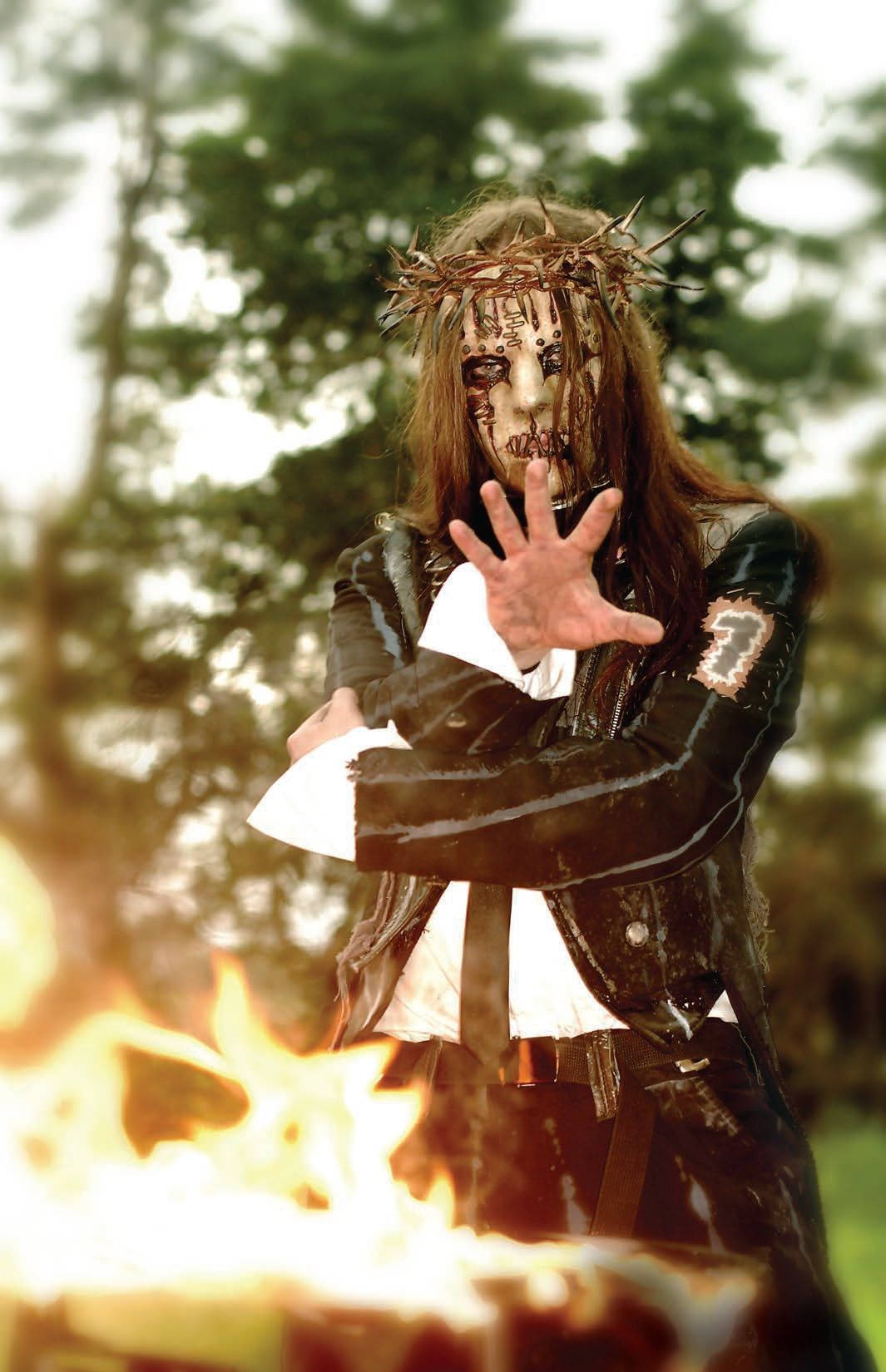 Joey Jordison, spiked crown, painted face, HD Phone Wallpaper