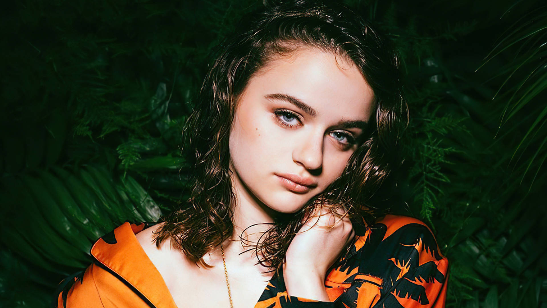 Joey King, bello mag, orange tropical print top, Full HD Desktop Wallpaper