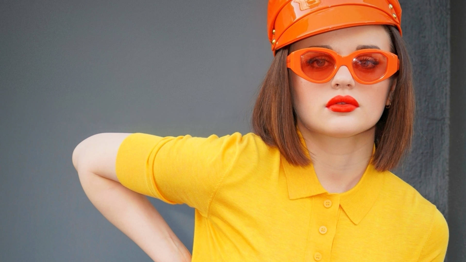 Joey King, virtual premier, bold orange sunglasses, Full HD Desktop Wallpaper