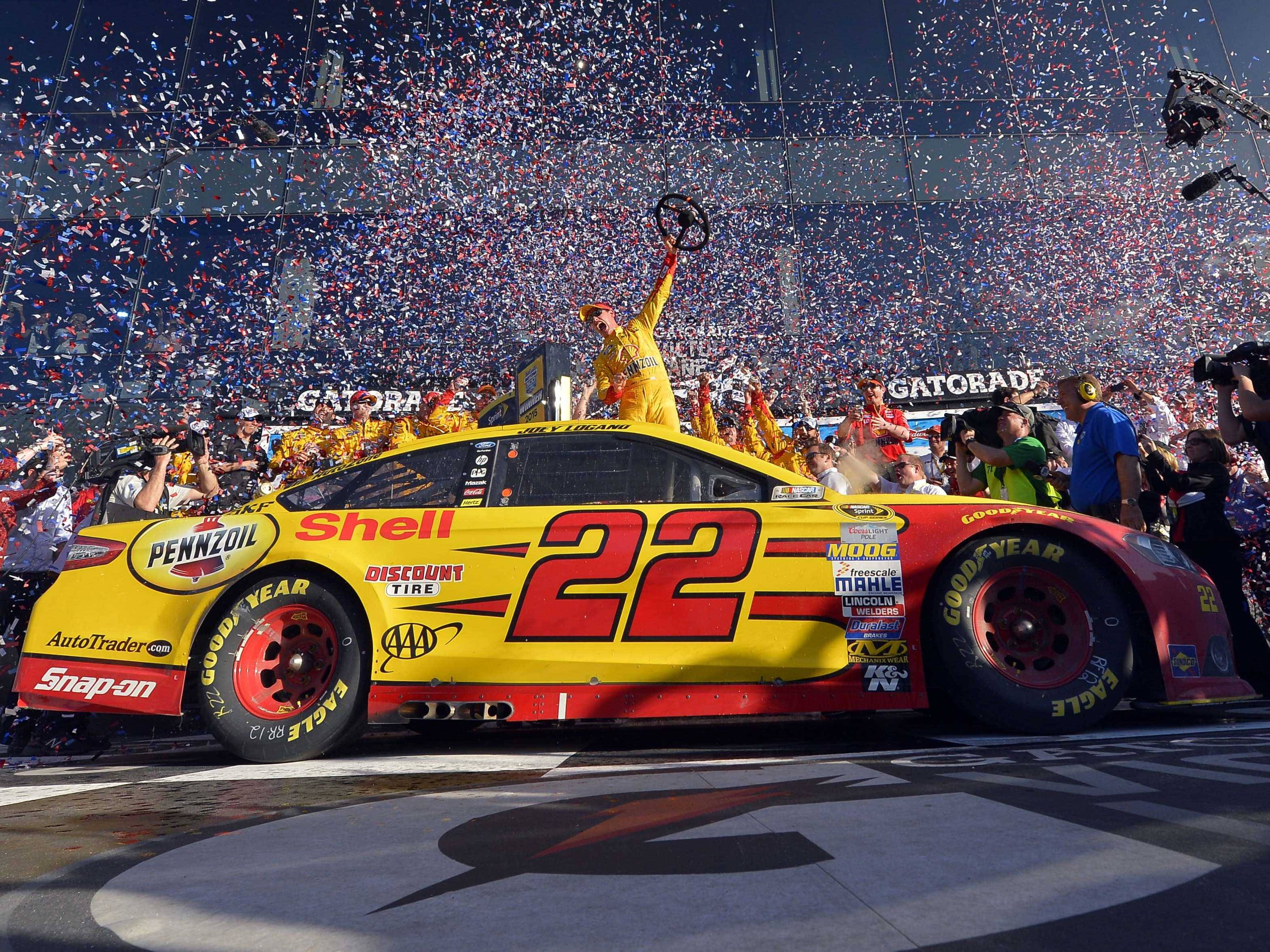 Joey Logano, number 22, yellow and red race car, 2K Desktop Wallpaper