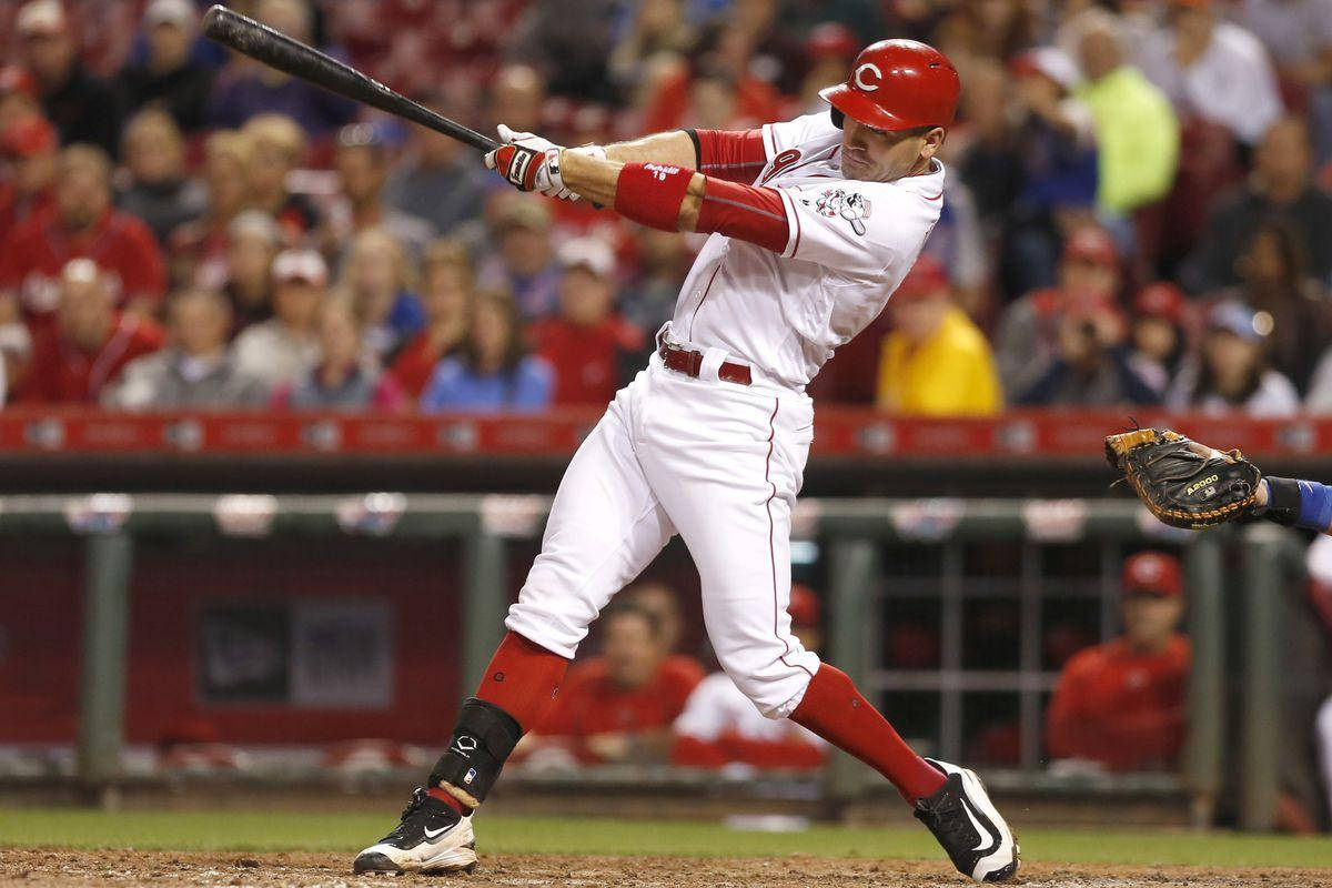 Joey Votto, red and white uniform, bat, SD Desktop Wallpaper