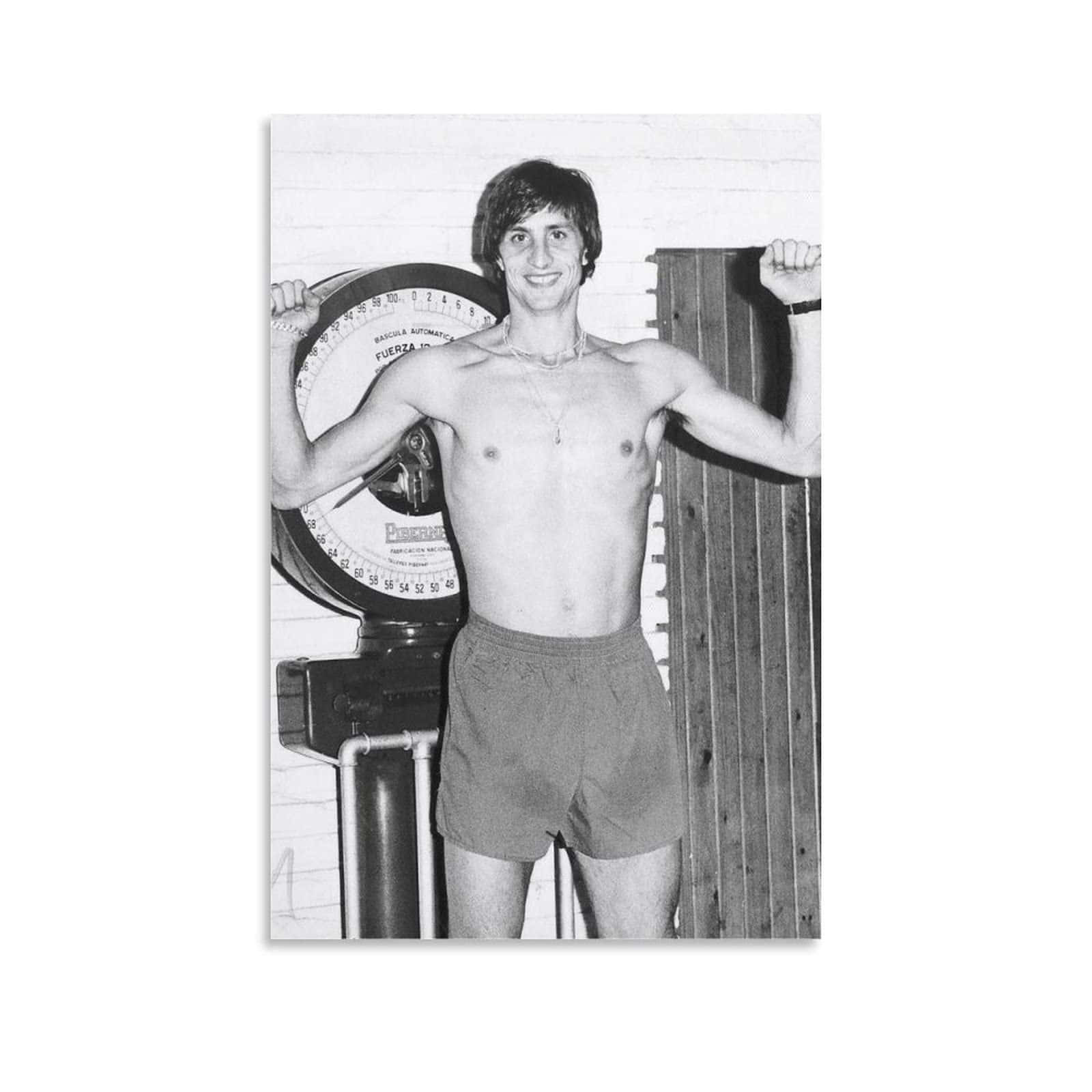 Johan Cruyff, shirtless, vintage weight machine, HD Desktop Wallpaper